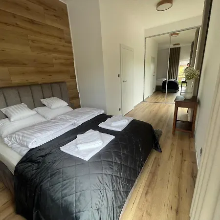 Apartament Majowy Park Ul Poludniowa 39a 2 شقة *